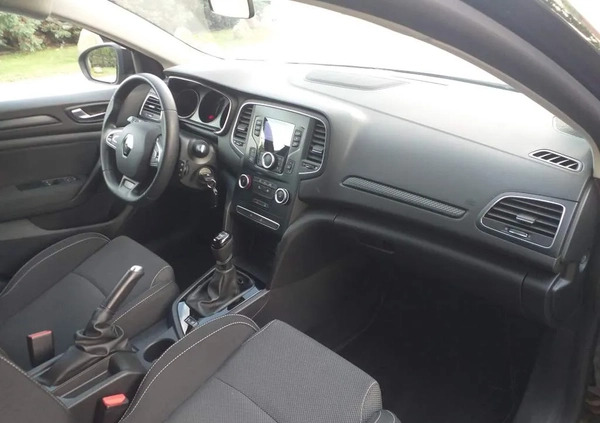 Renault Megane cena 29900 przebieg: 32000, rok produkcji 2019 z Korsze małe 172